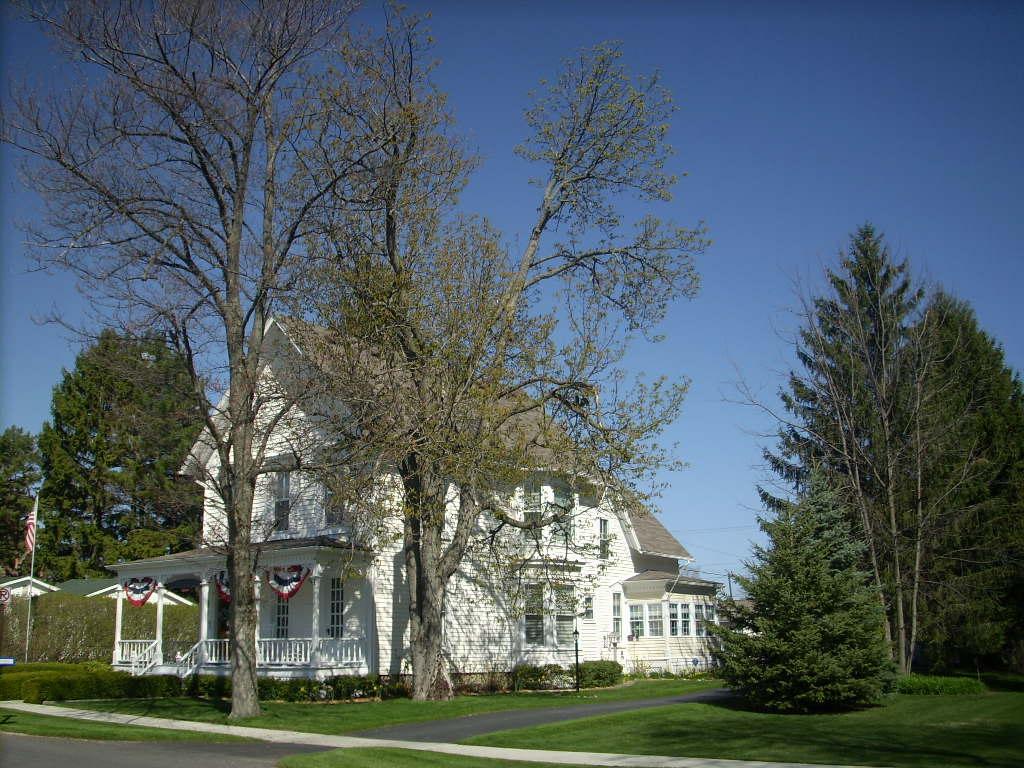 Captains Quarters Inn Bed & Breakfast Lexington MI 48450 8103592196